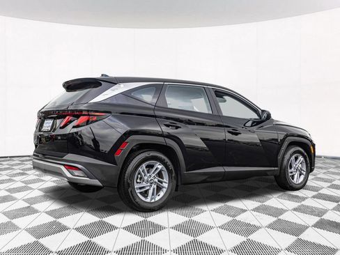 Certified 2026 Hyundai Tucson SE FWD image 10