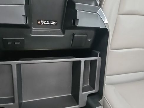 Certified 2024 GMC Sierra 1500 SLT w/ SLT Convenience Package image 30