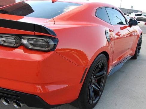 Used 2020 Chevrolet Camaro SS RWD image 42