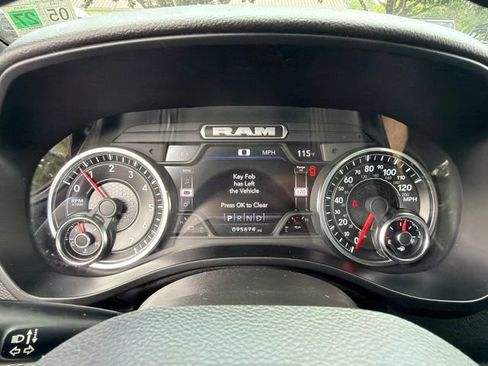 Used 2022 RAM 1500 Big Horn RWD image 23