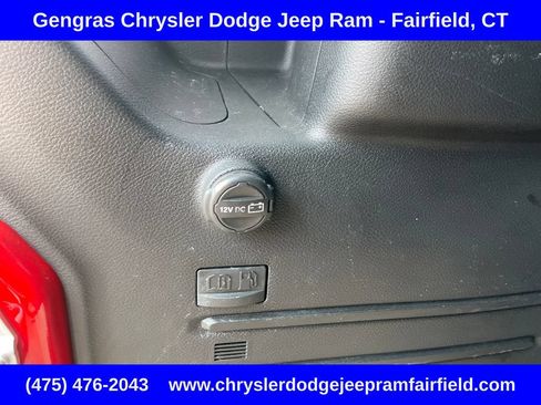Certified 2025 Jeep Wrangler Unlimited Sahara w/ Safety Group AWD/4WD image 33