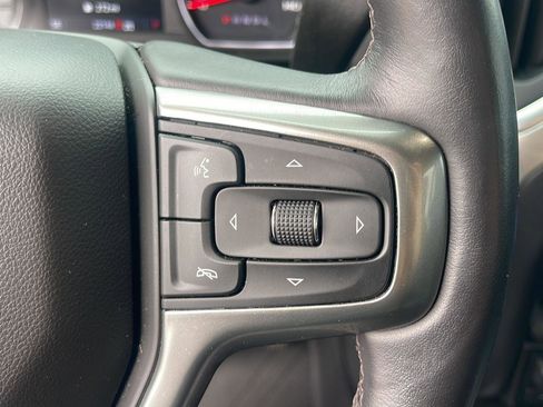 Used 2021 Chevrolet Silverado 1500 LTZ w/ LTZ Convenience Package II AWD/4WD image 16