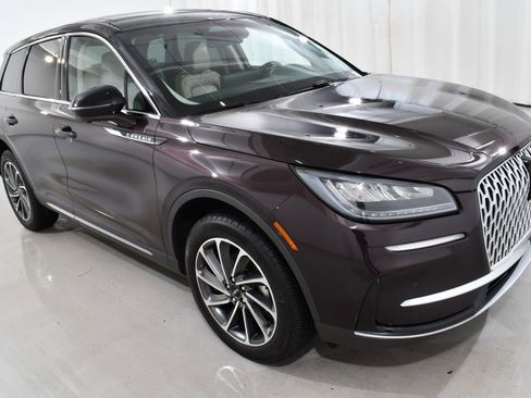 Used 2023 Lincoln Corsair AWD w/ Equipment Group 101A image 5