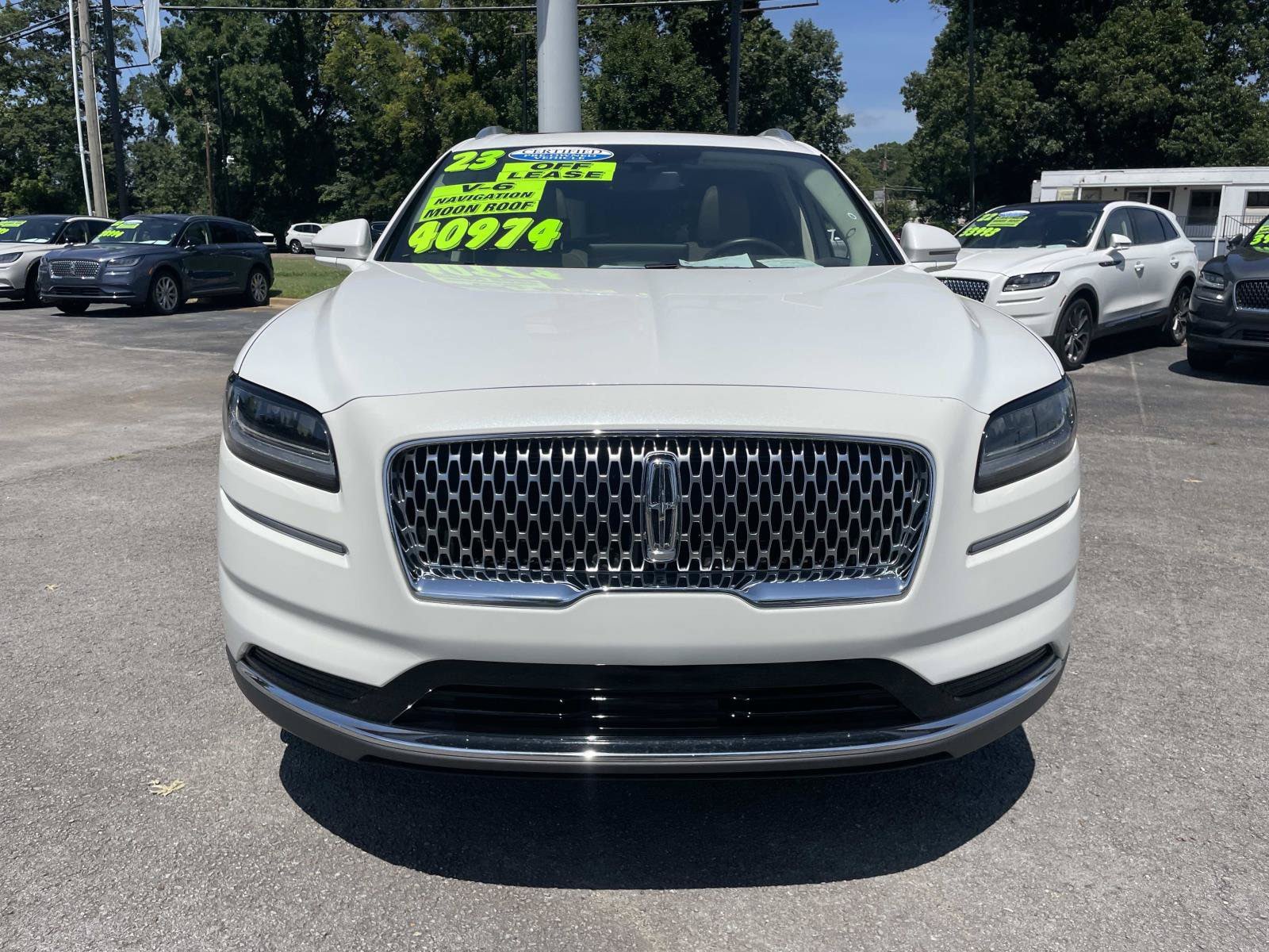 Certified 2023 Lincoln Nautilus Reserve w/ Luxury Package AWD/4WD image 8