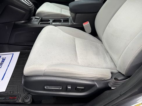 Used 2016 Honda CR-V EX image 12
