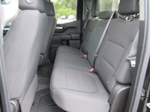 Used 2020 Chevrolet Silverado 1500 Custom w/ Custom Value Package image 26