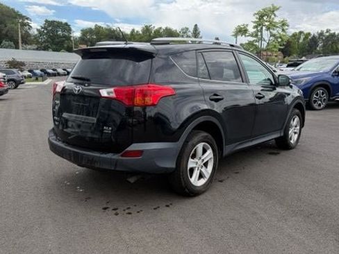 Used 2014 Toyota RAV4 XLE AWD/4WD image 3