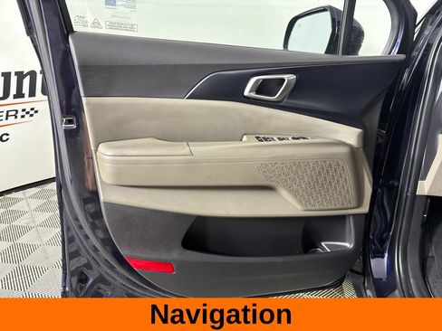 Used 2026 Kia Carnival FWD image 10
