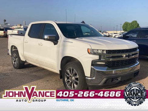 Used 2021 Chevrolet Silverado 1500 LT w/ Convenience Package II AWD/4WD image 9