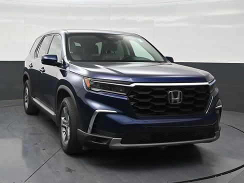 Used 2025 Honda Pilot EX-L image 7