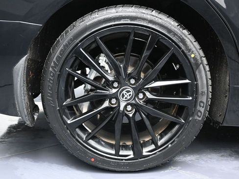 Used 2022 Toyota Camry XSE image 12