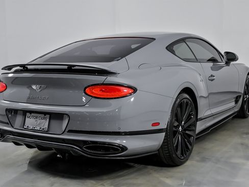 Used 2022 Bentley Continental GT Speed image 11