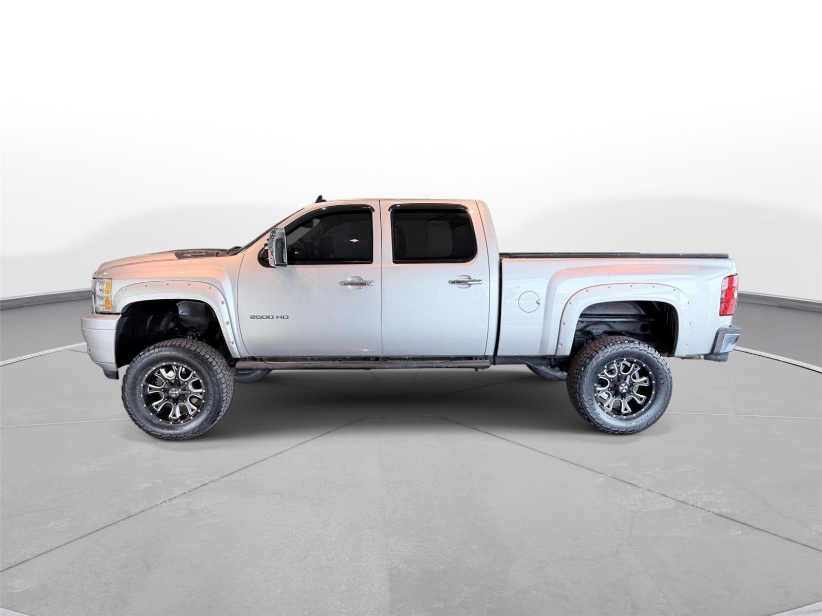 Used 2014 Chevrolet Silverado 2500 LTZ w/ LTZ Plus Package AWD/4WD image 18