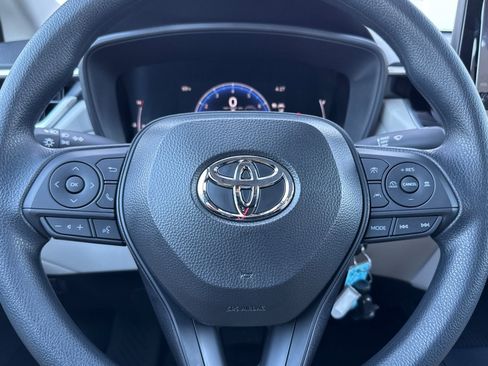New 2026 Toyota Corolla Cross L image 25
