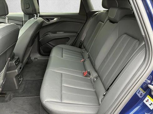 Used 2023 Audi Q4 e-tron Premium Plus w/ Premium Plus RWD image 13
