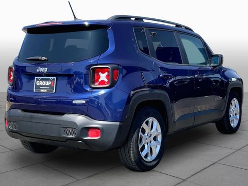 Used 2016 Jeep Renegade Latitude FWD image 13