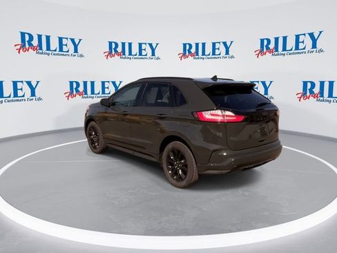 Used 2024 Ford Edge SE w/ Black Appearance Package AWD/4WD image 7
