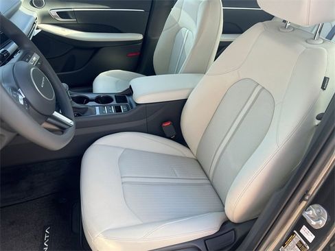 New 2026 Hyundai Sonata SE image 16