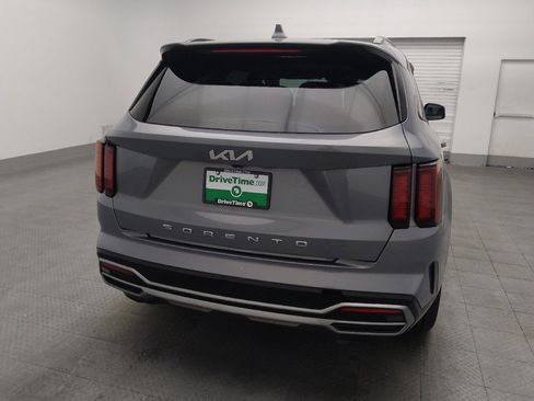 Used 2022 Kia Sorento EX w/ Panoramic Sunroof Package image 7