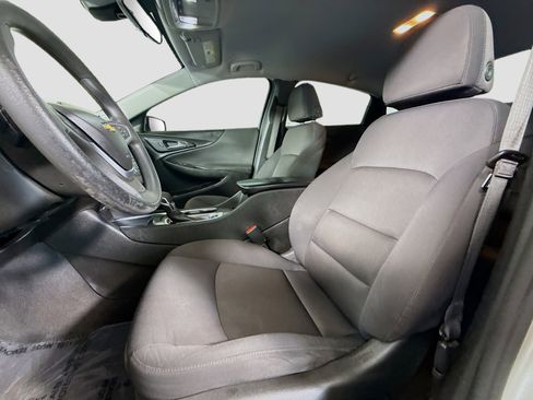 Used 2022 Chevrolet Malibu LT image 22