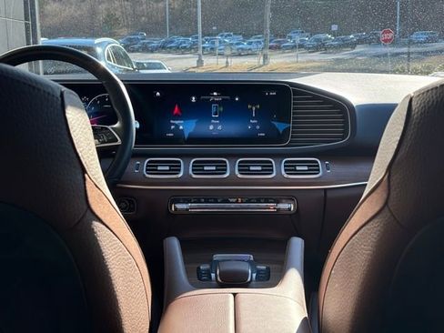 Used 2025 Mercedes-Benz GLE 350 4MATIC image 31