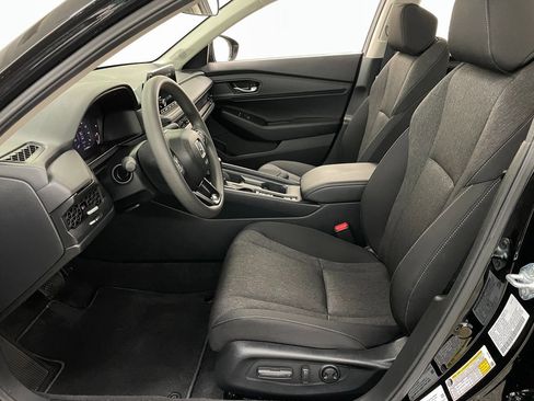 Used 2025 Honda Accord SE image 7