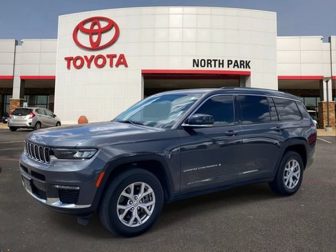 Used 2022 Jeep Grand Cherokee L Limited AWD/4WD image 1
