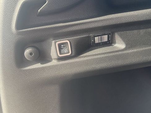 New 2025 Jeep Grand Cherokee L Limited image 6