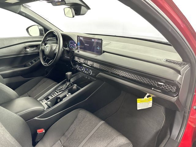 Used 2024 Honda Accord Sport image 29