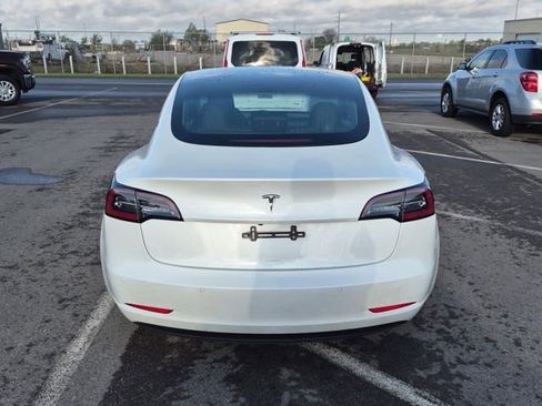 Used 2020 Tesla Model 3 Standard Range Plus RWD image 6