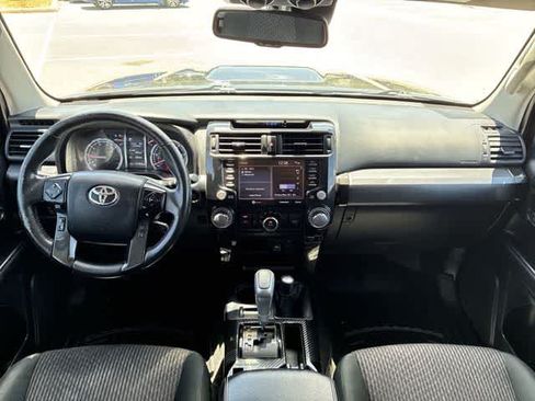Used 2021 Toyota 4Runner TRD Off-Road AWD/4WD image 18
