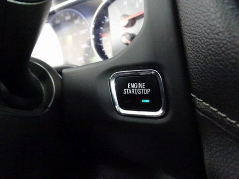 Used 2018 GMC Acadia Denali w/ Technology Package AWD/4WD image 34