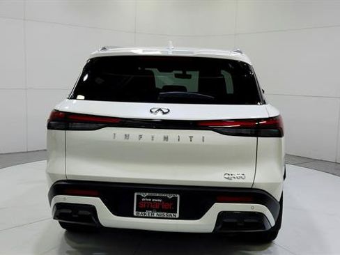Used 2024 INFINITI QX60 Luxe w/ Vision Package FWD image 7
