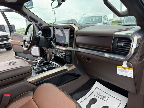 New 2025 Ford F150 King Ranch w/ FX4 Off-Road Package AWD/4WD image 12