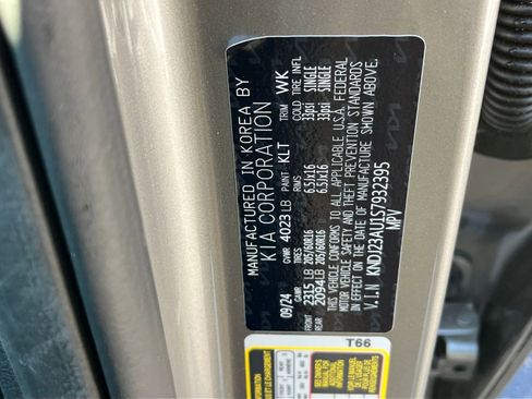 Used 2025 Kia Soul LX w/ LX Technology Package image 27