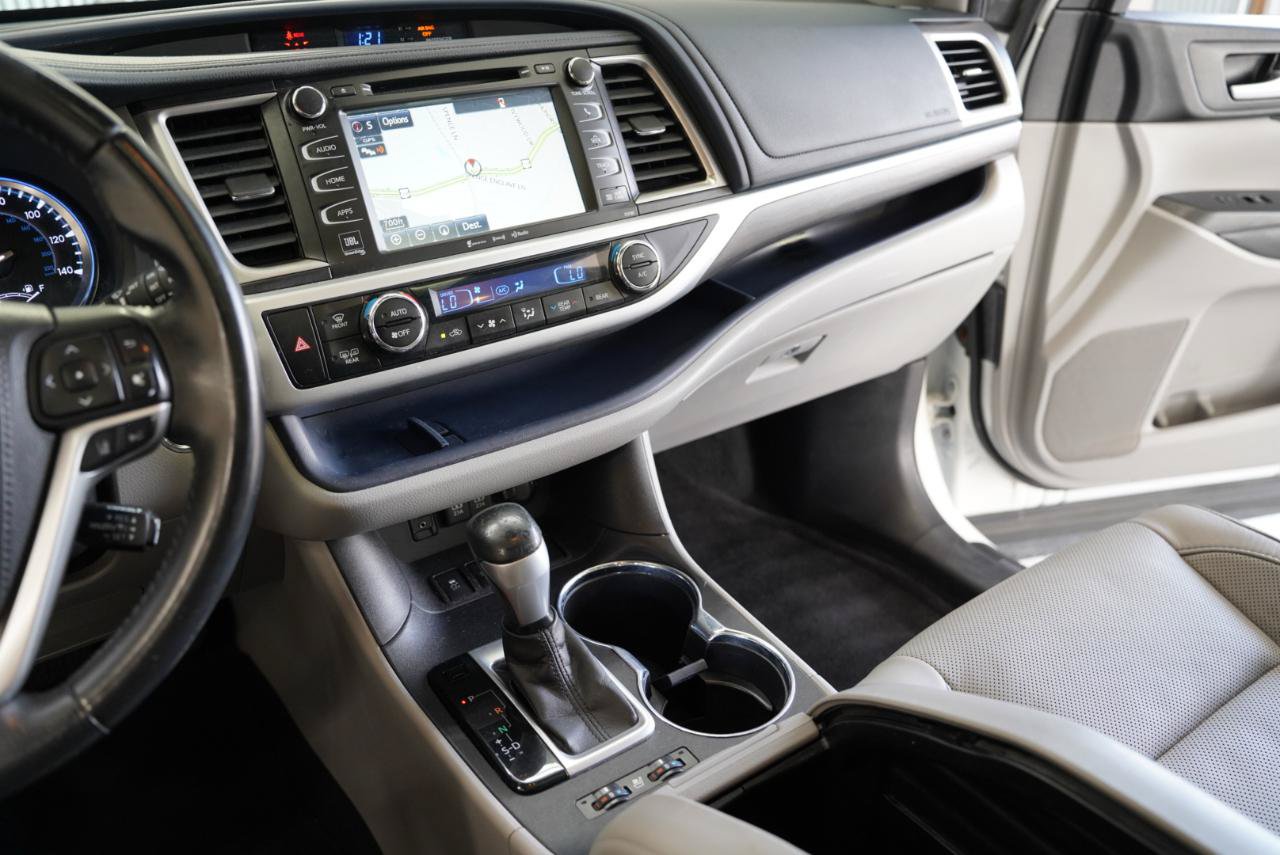 Used 2017 Toyota Highlander Limited FWD image 20
