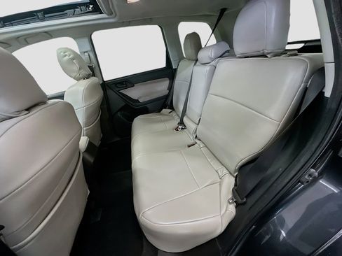 Used 2015 Subaru Forester 2.5i Premium image 29
