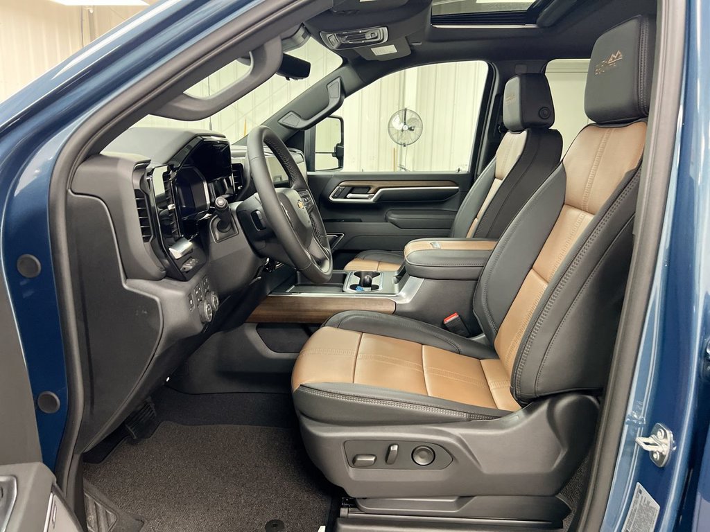 New 2026 Chevrolet Silverado 2500 High Country w/ High Country Premium Package AWD/4WD image 21