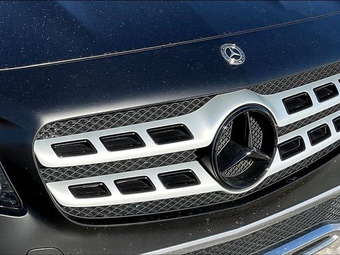 Used 2019 Mercedes-Benz GLA 250 4MATIC image 30