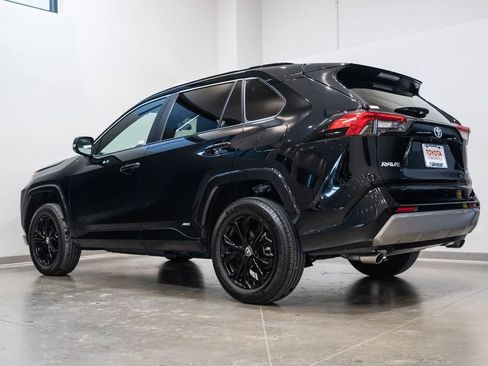 Certified 2024 Toyota RAV4 SE image 7