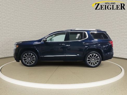 Used 2022 GMC Acadia Denali w/ Denali Ultimate Package image 8