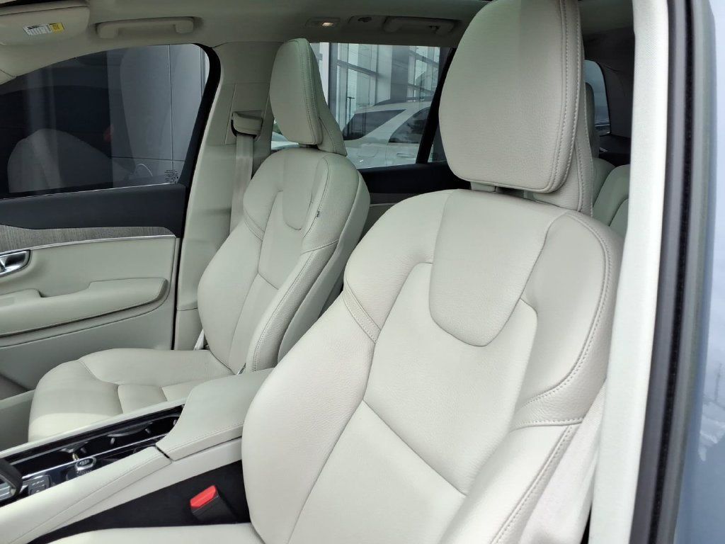 Used 2023 Volvo XC90 B6 Plus w/ Protection Package Premier AWD/4WD image 13