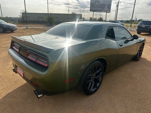 Used 2021 Dodge Challenger GT w/ Blacktop Package image 8