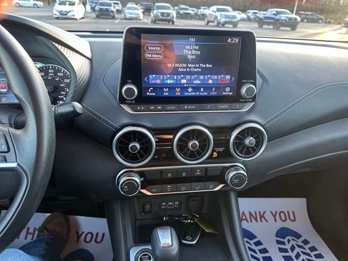 Used 2025 Nissan Sentra SV image 22