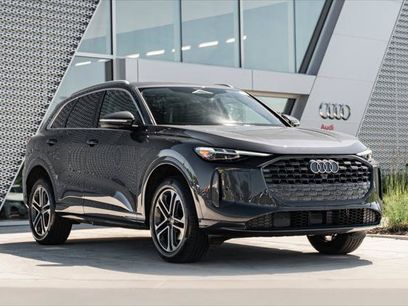Certified 2025 Audi Q5 Premium w/ Premium Plus