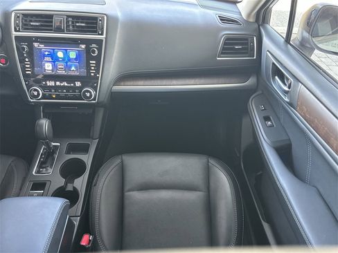 Used 2018 Subaru Outback 3.6R Limited image 42
