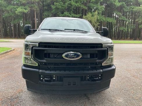 Used 2022 Ford F250 XL w/ Power Equipment Group image 8