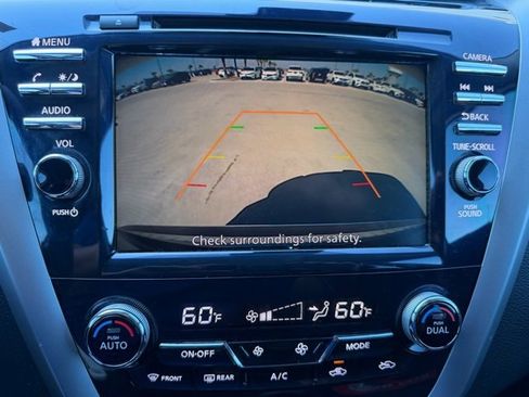 Used 2022 Nissan Murano S image 13