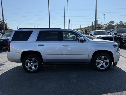 Used 2019 Chevrolet Tahoe LT RWD image 12