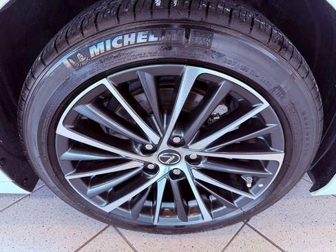 Certified 2025 Lexus ES 300h 300h NAV/PARK AST/1 OWNER/CLEA image 15